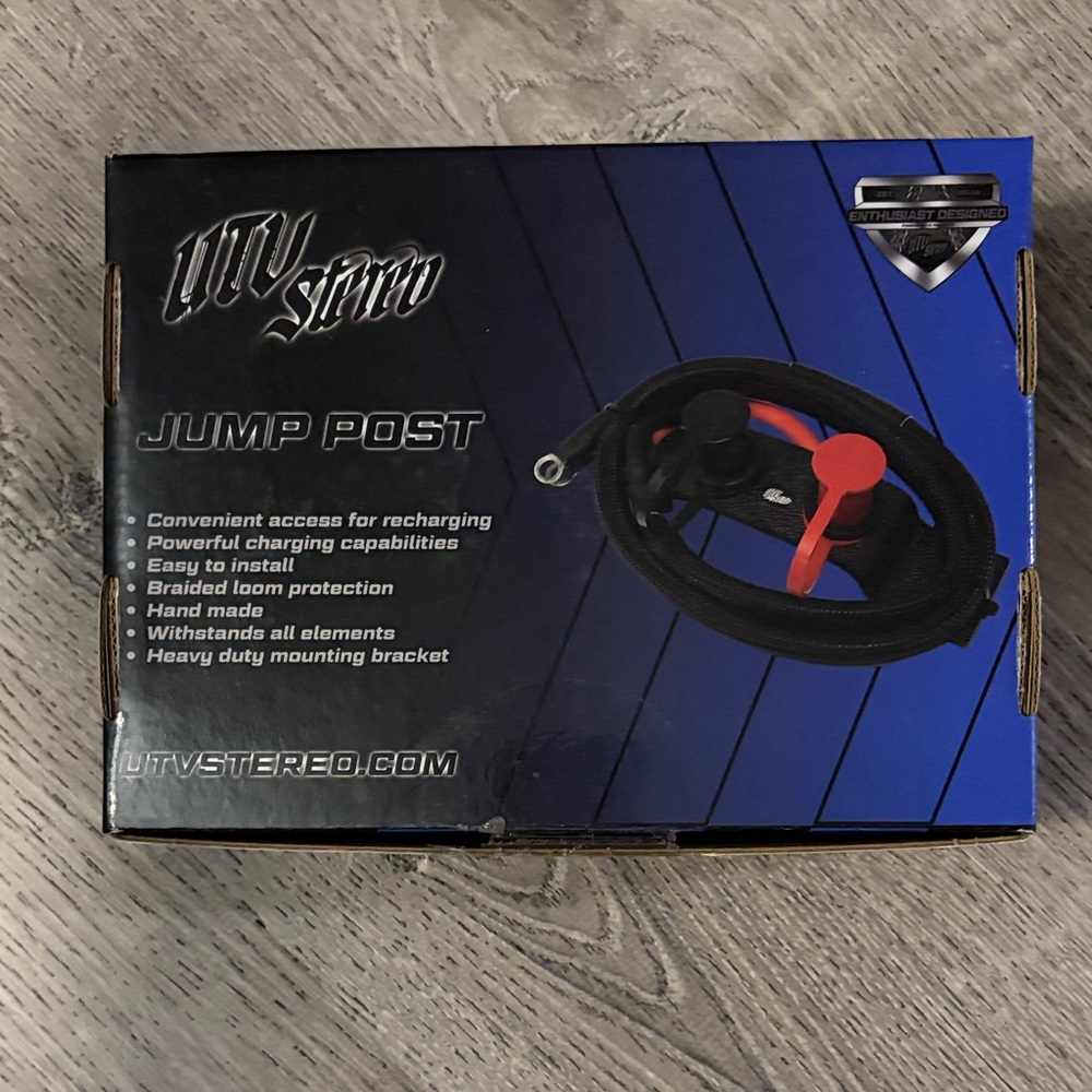 UTV Stereo Jump Post with Red/Black Cables